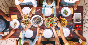 25 restaurants offering family meals for takeout or delivery