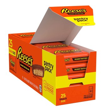 REESE’S Milk Chocolate Peanut Butter Cups Snack Size Candy, Gluten Free, Individually Wrapped, 13.75 oz Pantry Pack (25 Pieces)