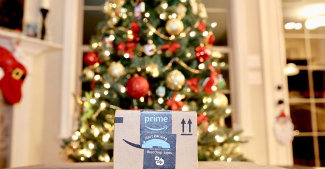 The best holiday deals at Amazon right now