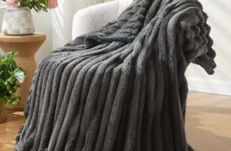 NEWCOSPLAY Super Soft Throw Blanket Grey Premium Silky Flannel Fleece 3D Ribbed