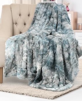 Everlasting Comfort Soft & Comfortable Arctic Blue Faux Fur Throw Blanket for Co