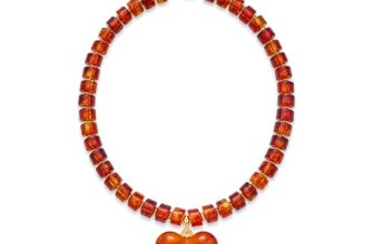 YUJIE Chunky Heart Necklace for Women- Boho Colorful Acrylic Resin Beaded Pendan