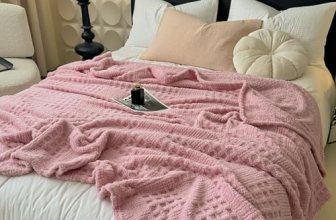 Throw Blanket for Couch or Bed，Waffle Weave Jacquard Decorative Blankets