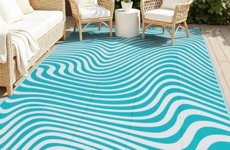 Vaukki Outdoor Patio Rug 5×8, Waterproof Woven Plastic Straw Camping Area Mat