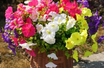 Fanfantoey 14 pcs Artificial Flowers for Outdoors, UV Resistant Fake Flowers