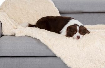 gogobunny Waterproof Dog Blanket for Couch & Furniture Protection