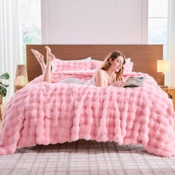 Lotus Karen Faux Fur Pink Comforter King