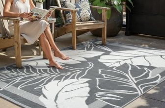 HUGEAR 5’x8′ Outdoor Rug Waterproof Plastic Straw Rugs Grey Reversible Olive Lea