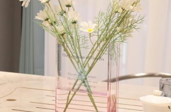 Alpharan Pink Book Vase, Acrylic Clear Book-Shaped Flower Vase