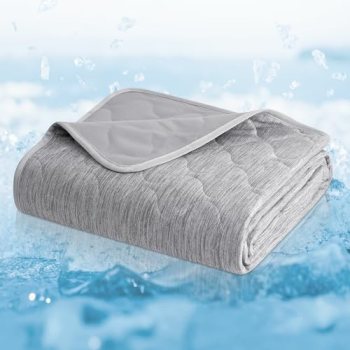 Cozy Bliss Deluxe Leakproof Cooling Blanket for Large Dogs Q-Max 0.5